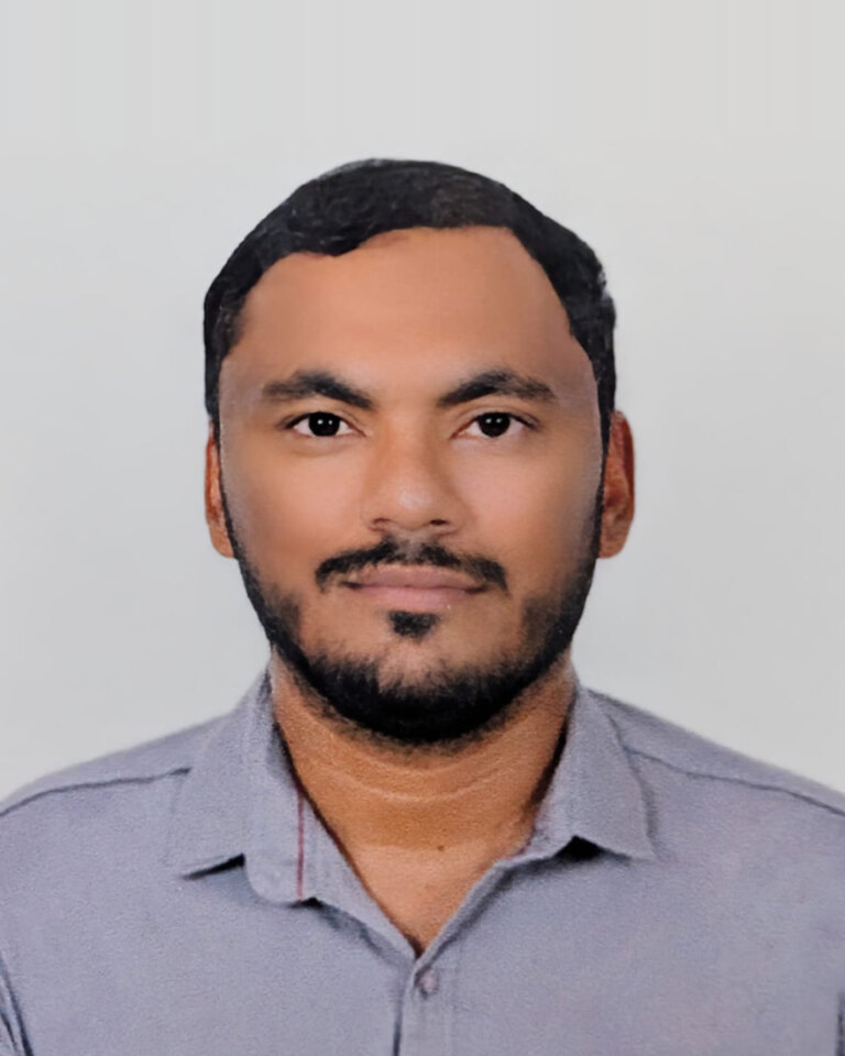GRV IT Solutions service engineer at the Namakkal branch